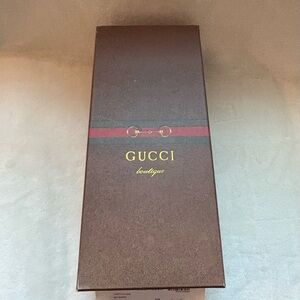 Authentic Pre-owned Gucci Boutique Brown shoe box